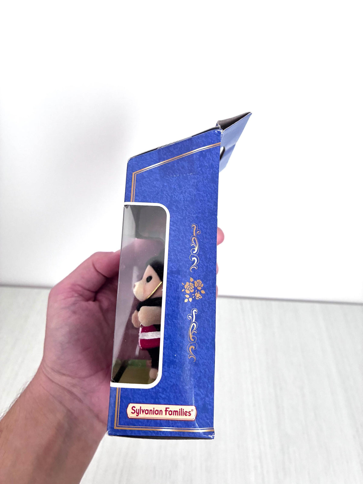 Sylvanian Families Guardian Bear, Limited Edition UK Exclusive Figure New in Box, Calico Critters Epoch Collectible Bear, photo 3