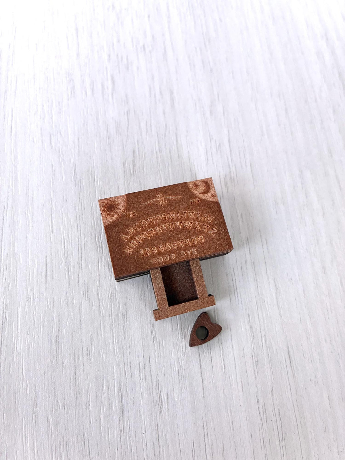 Miniature wooden spirit talking board with planchette for Calico Critters and Sylvanian Families – photo 2 of 9