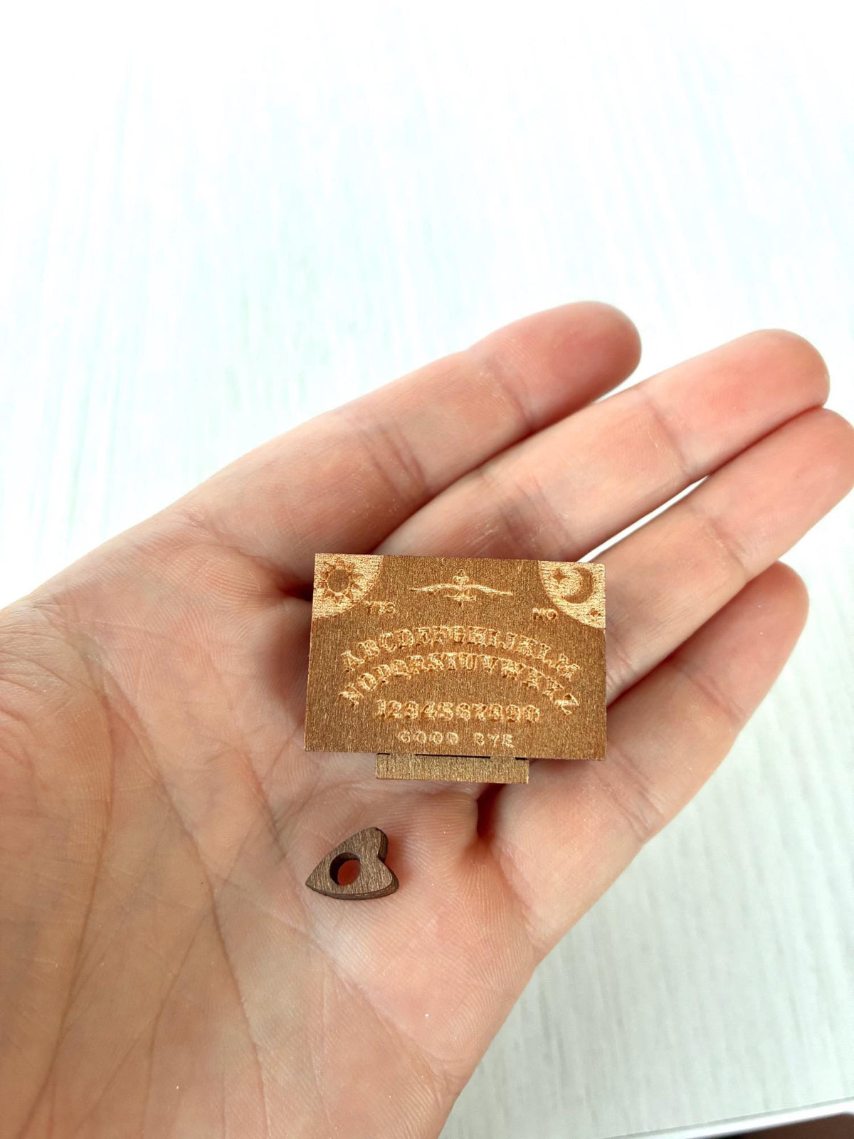 Miniature wooden spirit talking board with planchette for Calico Critters and Sylvanian Families – photo 3 of 9