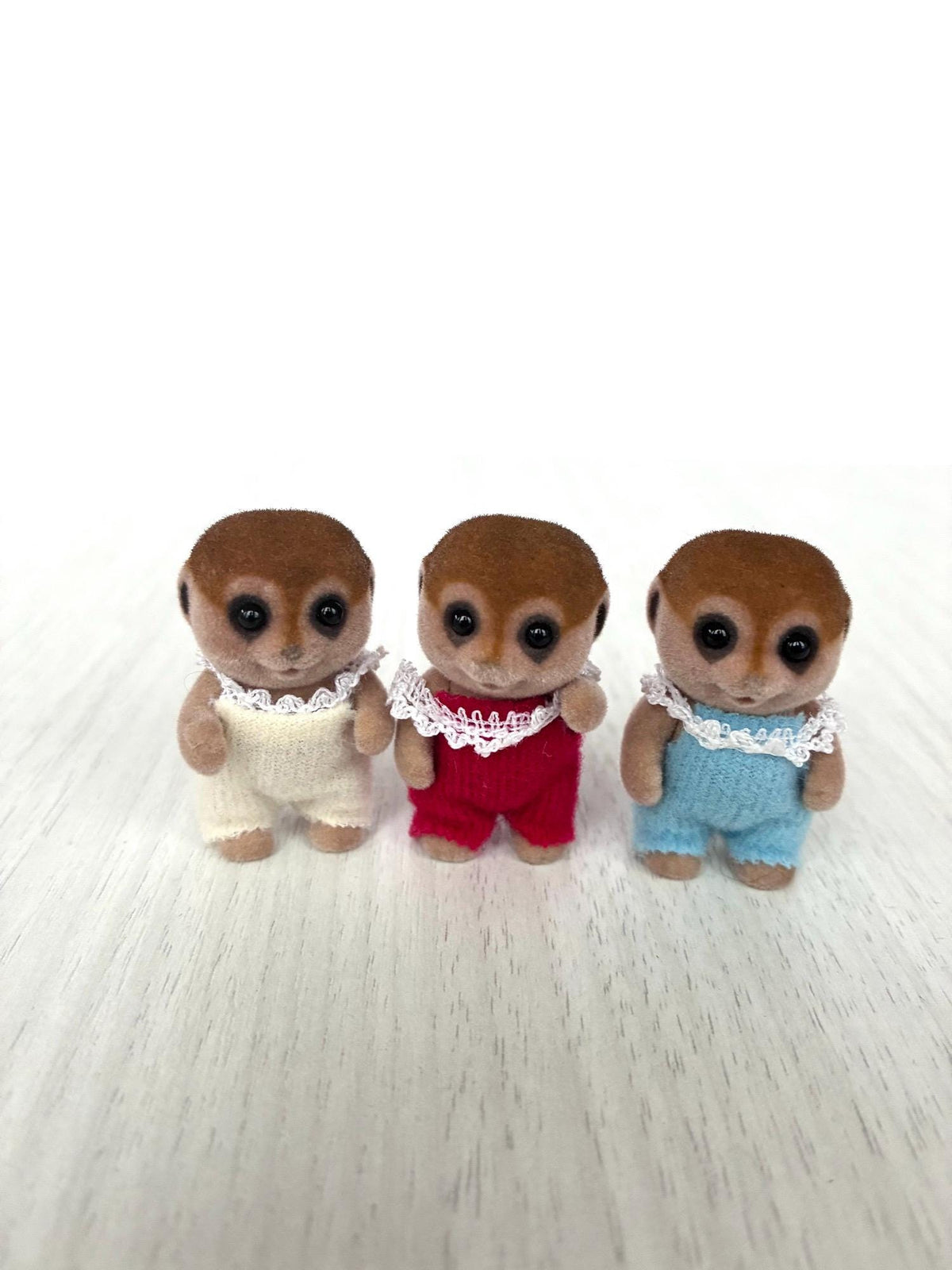 Sylvanian Families Calico Critters meerkat triplets, front view