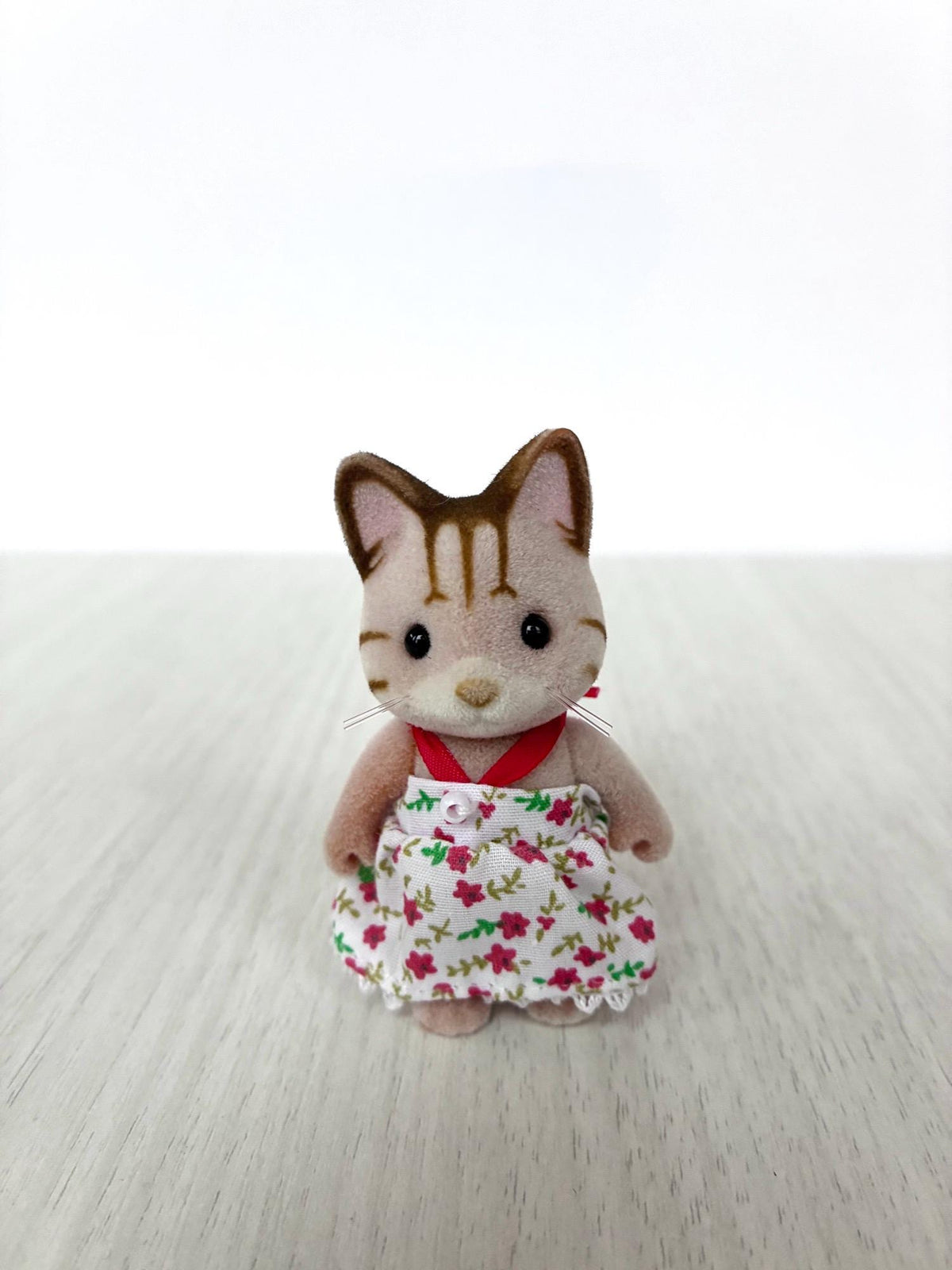 Sylvanian Families Calico Critters Macavity Sandy Cat girl, front view